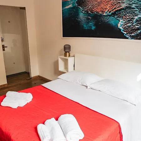 فندق مبيت وإفطار Sea House 3*